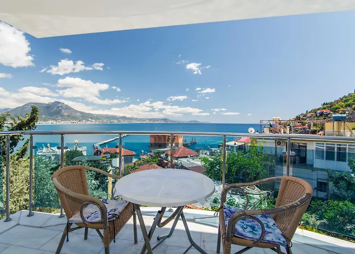 Alanya Castle Apartment - Adult Only