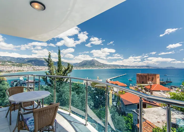 Alanya Castle Apartment - Adult Only