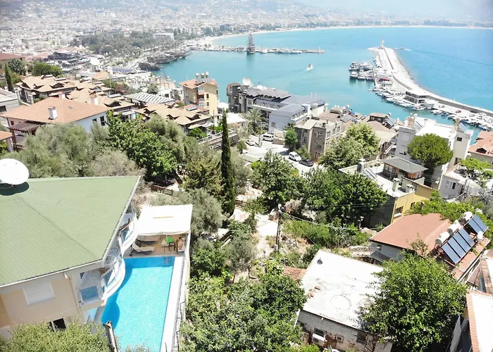 Alanya Castle Apartment - Adult Only